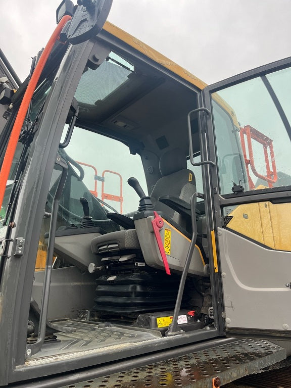 Volvo EC 380E | Year: 2018 | Hours: 4300