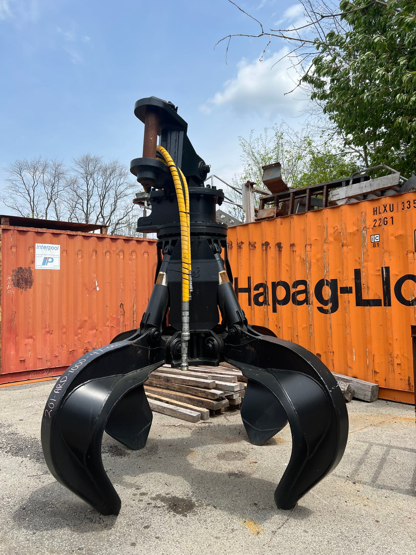 Arden 1.25 Cubic Yard 4-Tine Grapple